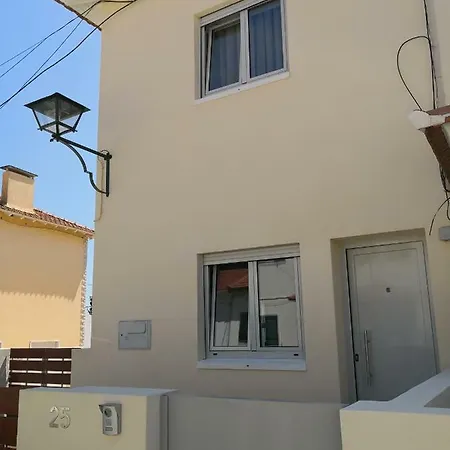Be My Neighbour בית הארחה